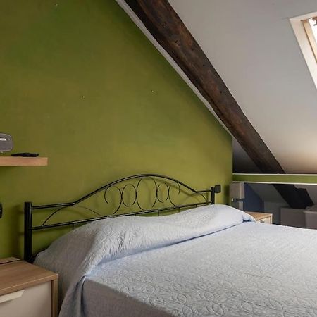 טורינו Cozy Attic In The City Center מראה חיצוני תמונה